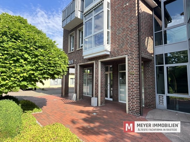 Büro- / Praxisfläche  in 1A Werbelage von Ofen (Obj.-Nr.: 6549)  Büro- / Praxisfläche  in 1A Werbelage von Ofen (Obj.-Nr.: 6549)