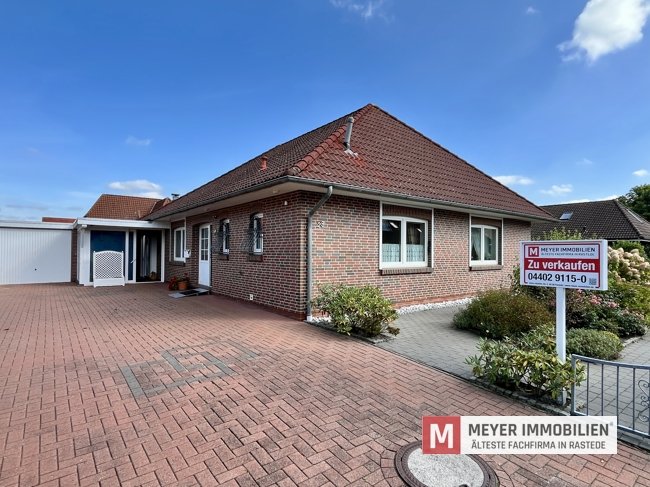 Viel Platz auf einer Ebene - Gepflegter Bungalow mit Ausbaupotenzial in Jaderberg (Obj.-Nr. 6521)  Viel Platz auf einer Ebene - Gepflegter Bungalow mit Ausbaupotenzial in Jaderberg (Obj.-Nr. 6521)