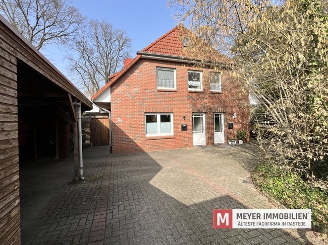 Moderne Erdgeschosswohnung mit Garten und Carport im Herzen von Rastede (Obj.-Nr. 6592) Moderne Erdgeschosswohnung mit Garten und Carport im Herzen von Rastede (Obj.-Nr. 6592)