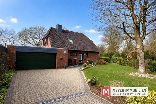 Modernisiertes Einfamilienhaus in idylischer Lage von Wiefelstede (Obj. Nr.: 6610) Modernisiertes Einfamilienhaus in idylischer Lage von Wiefelstede (Obj. Nr.: 6610)