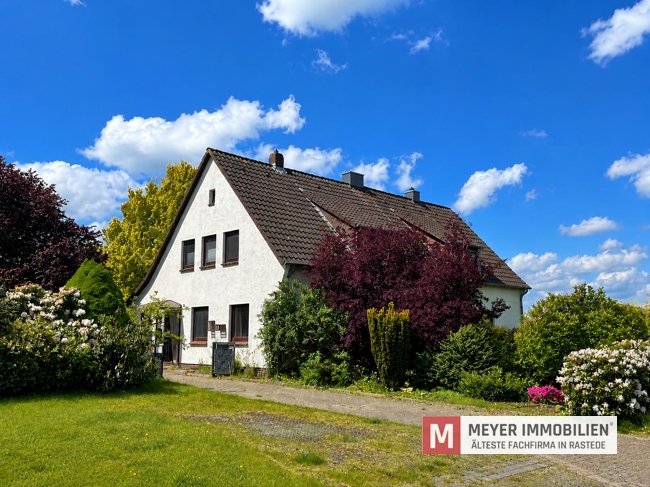 Bezugsfreie und sanierte Doppelhaushälfte in Jaderberg zu verkaufen (Obj.-Nr.: 6623) Bezugsfreie und sanierte Doppelhaushälfte in Jaderberg zu verkaufen (Obj.-Nr.: 6623)